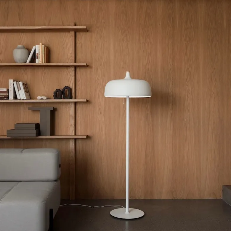 Acorn golvlampa vit