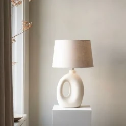 Ada lampfot elfenbensvit