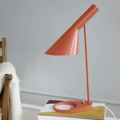 AJ bordslampa electric orange