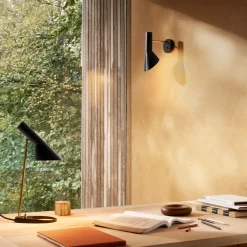 AJ vägglampa black/brass