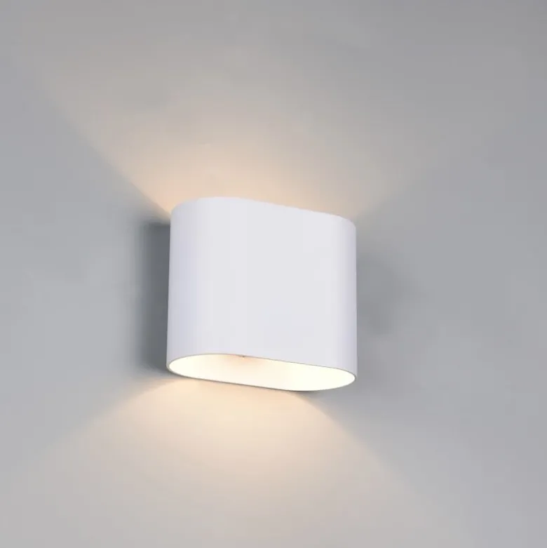 Alani vägglampa vit