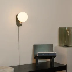 Alumina bord-/vägglampa Sage