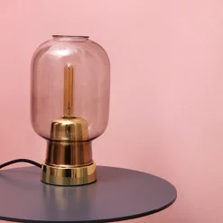 Amp Bordslampa rökfärgat glas/mässing