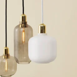 Amp Taklampa S rökfärgat glas/mässing