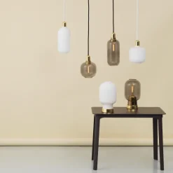 Amp Taklampa S rökfärgat glas/mässing