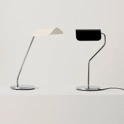 Apex bordslampa iron black