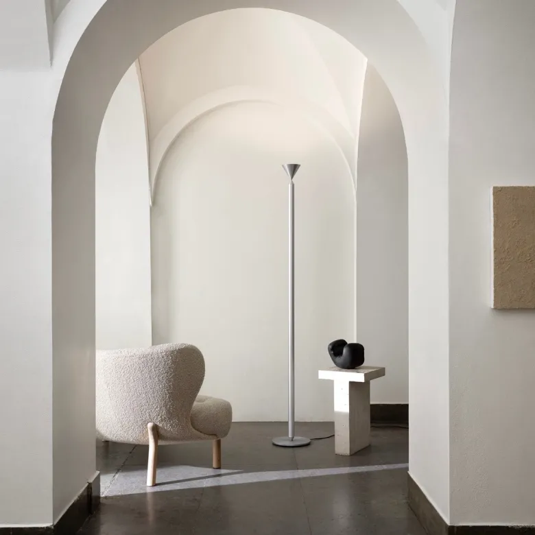 Apollo 180 golvlampa aluminium
