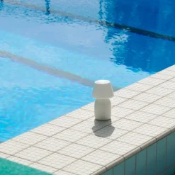 Apollo portable bordslampa opalglas