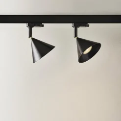 Apollo 17 track light black