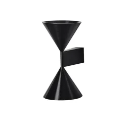 Apollo 24 vägglampa black