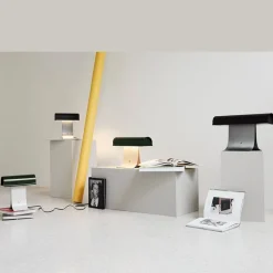 Archive L25 bordslampa svart/stål