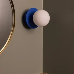 Art Deco IP44 badrumsbelysning blå/vit