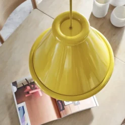 Belle Ø36 taklampa honey yellow