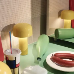 Bellhop portabel bordslampa yellow