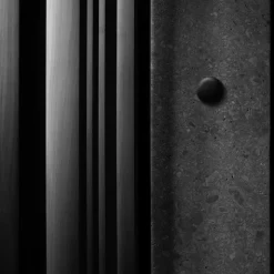 Bellhop vägglampa black