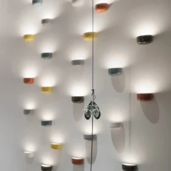 Bellhop wall up vägglampa grå