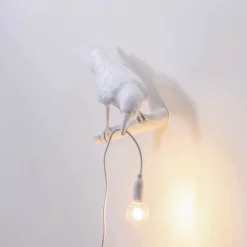 Bird Lamp looking right outdoor vägglampa vit