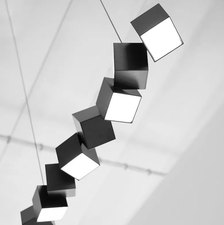 Blockchain 23 taklampa svart
