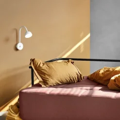 Blush Vägglampa matt vit