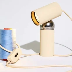 Bolboquet bordslampa linen