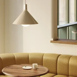 Bower Taklampa Medium Vit med Sphere IV