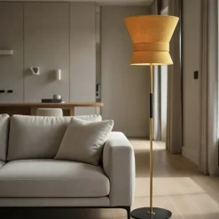 Bow stor golvlampa rå mässing/yellow ochre