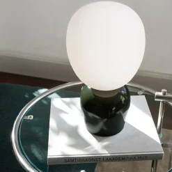 Buddy bordslampa Forest Green/opal glass