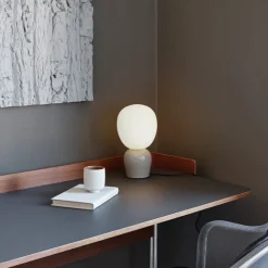 Buddy bordslampa Greige/opal glass