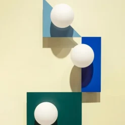 Candy little triangle S vägglampa Scandi Blue