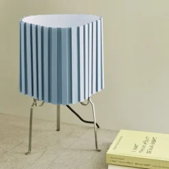 Canelé bordslampa soft blue