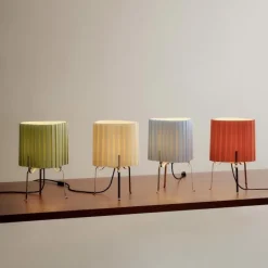 Canelé bordslampa tomato red