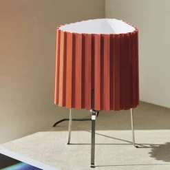 Canelé bordslampa tomato red