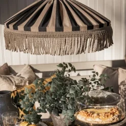 Capri Ø50 taklampa IP44 frans taupe/svart