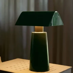 Caret MF1 portabel bordslampa Forest