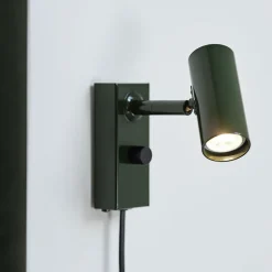 Cato vägglampa enkel skogsgrön