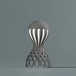 Cirrata bordslampa grå