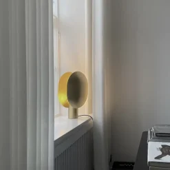 Clam bordslamp brass