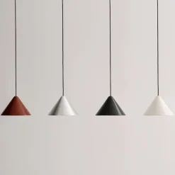 Compass 260 taklampa Pompeian red