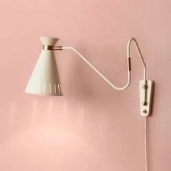 Cone vägglampa warm white