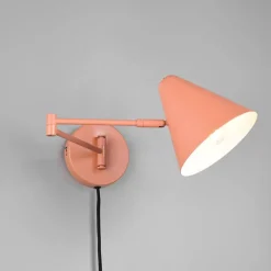 Cosima vägglampa aprikos