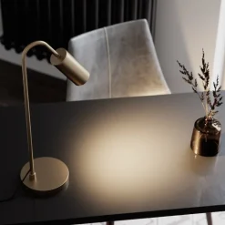 Curve bordslampa matt guld bordlampa
