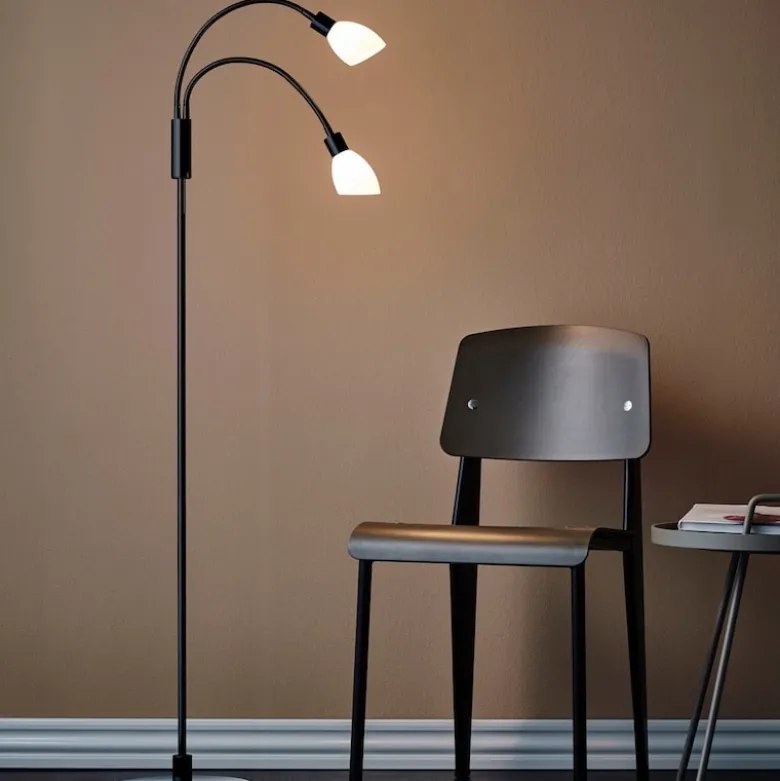 Cut dubbel golvlampa svart