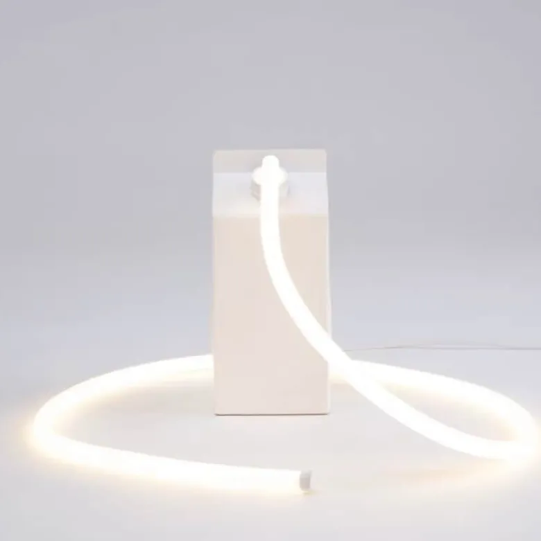 Daily Glow Milk bordslampa