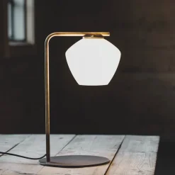 DK bordslampa råmässing/matt opalglas