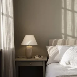 Emily bordslampa beige