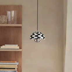 Flowerpot VP1 taklampa black/white pattern