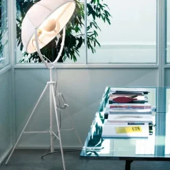 Fortuny petite golvlampa vit