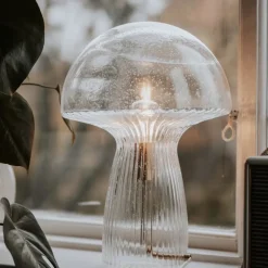 Fungo 16 bordslampa klar