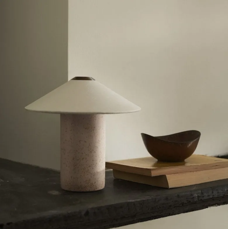 Futé portable bordslampa cream