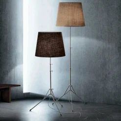 Gilda golvlampa aluminium/svart jutetyg
